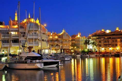 Puerto Marina Palace 베날마데나코스타 외부 사진