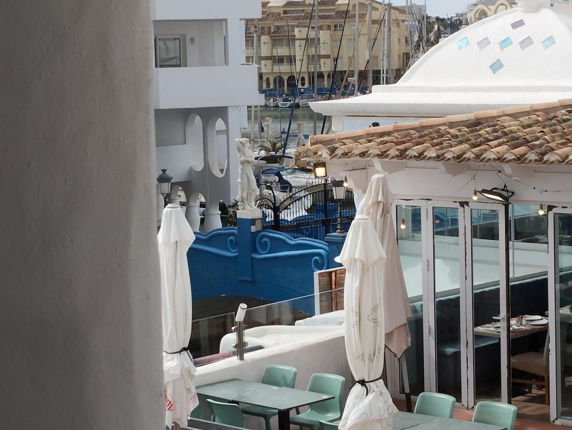 Puerto Marina Palace 베날마데나코스타 외부 사진